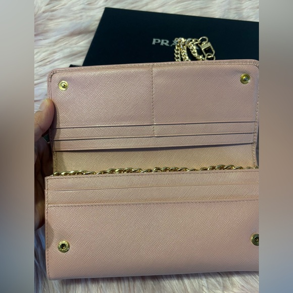 Prada wallet leather pink plain authentic - Picture 4 of 14